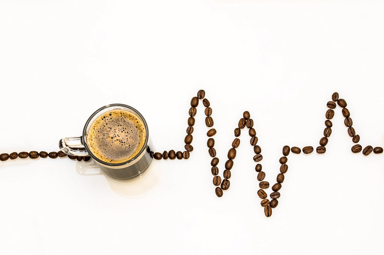 Caffè ogni giorno: cosa accade al corpo dopo anni di abitudine