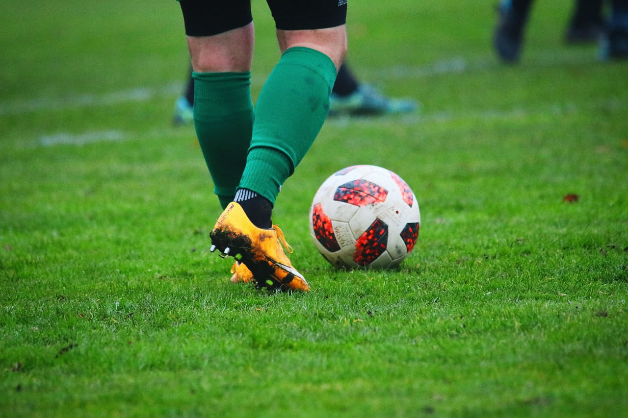 Allenamento della forza per calciatori: perché rende più veloci e più esplosivi